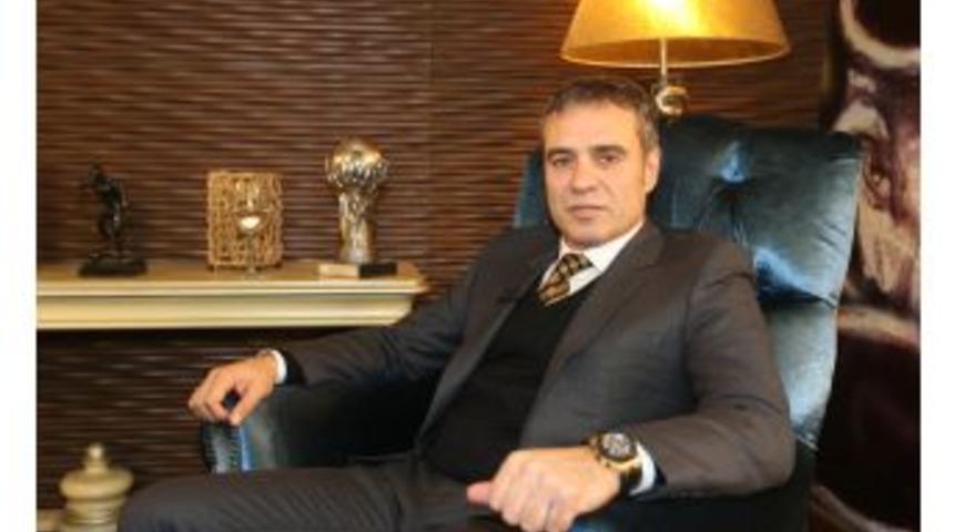 Yanal: Keşke T&uuml;rk Futbolcularımız Da 2014 D&uuml;nya Kupası'na Olsaydı