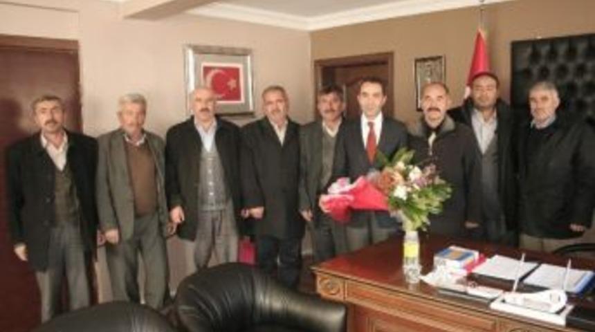 K&ouml;y Muhtarlarından Ak Parti Yozgat İl Başkanlığına Ziyaret