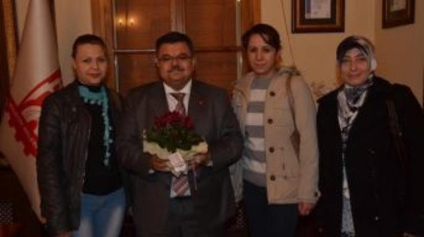 Belediye Başkanı Yağcı'ya Teşekk&uuml;r Ziyareti