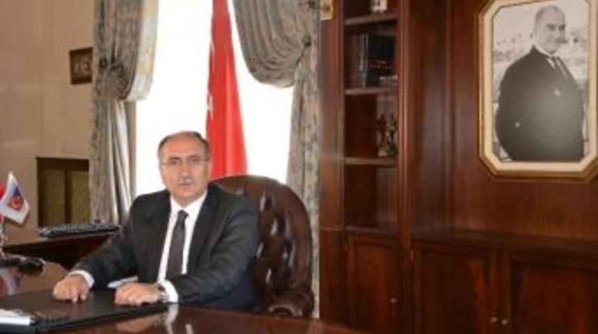 Manisa Valisi Savaş’tan Yeniyıl Mesajı