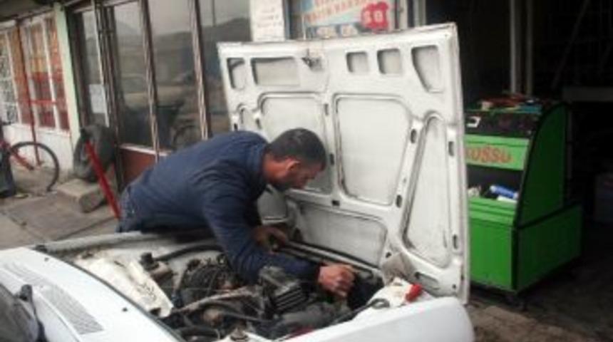 Oto Tamircilerinden S&uuml;r&uuml;c&uuml;lere Uyarı