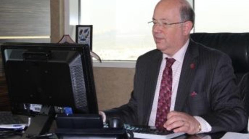 Prof. Dr. Yıldırım &Uuml;&ccedil;tuğ &lsquo;meslek Tanıtım Seminerleri&rsquo;ni Değerlendirdi