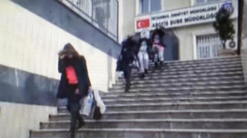 İstanbul'da dev fuhuş ve kumarhane baskını
