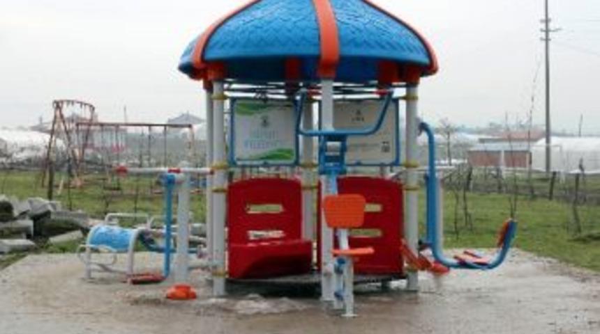 Kepsut'ta Mahalle Olacak K&ouml;ylere &Ccedil;ocuk Oyun Parkı