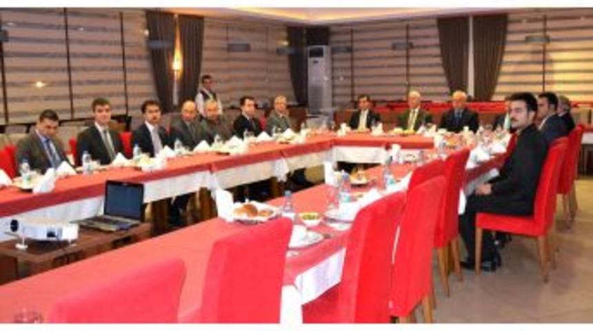 Uşak'ta 'Bilin&ccedil;li Bilişim, Temiz Toplum' Projesi Tamamlandı