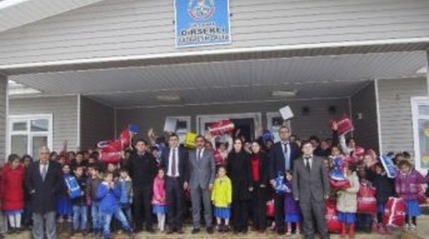 R&ouml;nesans Eğitim Vakfı'ndan Eğitime Katkı