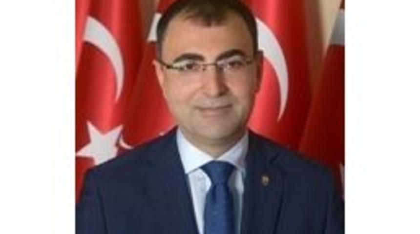 İzmir Valisi Mustafa Toprak İzmirlilerin Yeni Yılını Kutladı