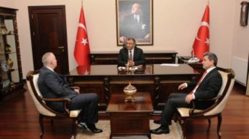 Ordulu Işadamlarından Vali &Ccedil;ift&ccedil;i'ye Ziyaret