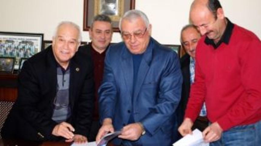 Mudanya Belediyesinde S&ouml;zleşme Sevinci