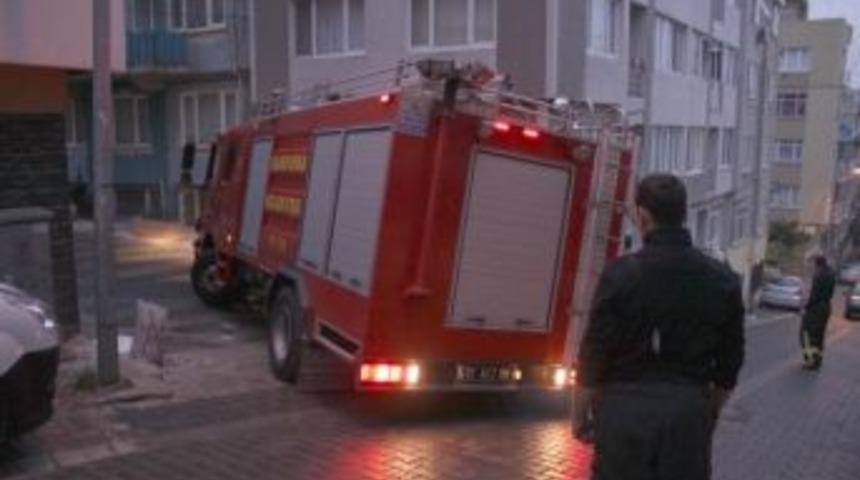 Boruya Asılan &Ccedil;amaşır Yangına Sebep Oldu