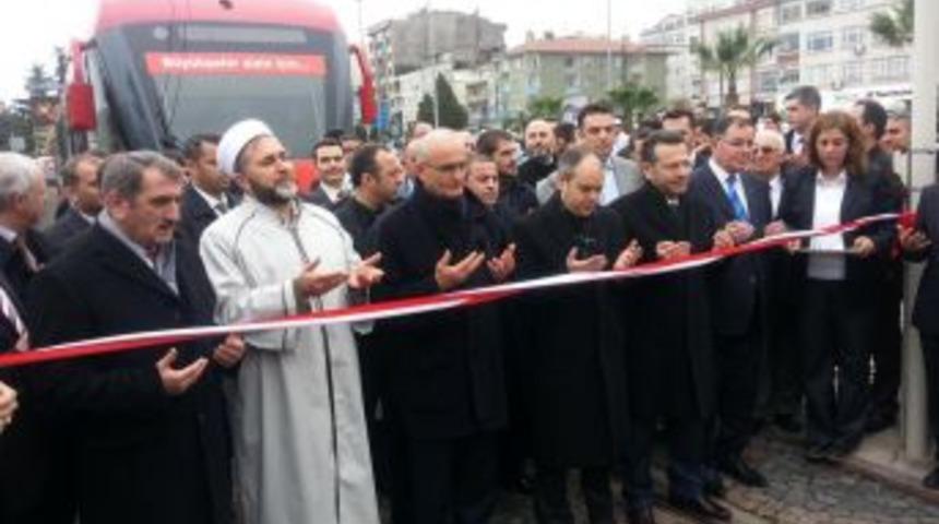Gen&ccedil;lik Ve Spor Bakanı Kılı&ccedil;, Ilk A&ccedil;ılışını Hizmete Giren Tramvay I&ccedil;in Yaptı