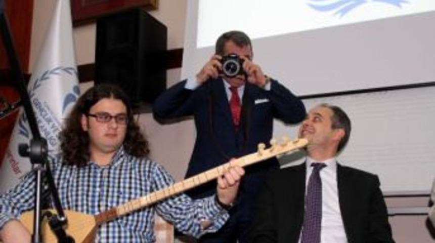 Başkan K&ouml;ktaş, Muhabirliğe &Ouml;zendi