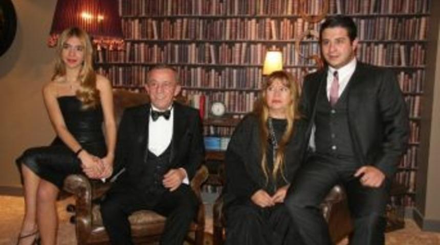 Ali Ağaoğlu: "2013 Toplumsal Olarak Stresli Ge&ccedil;ti"