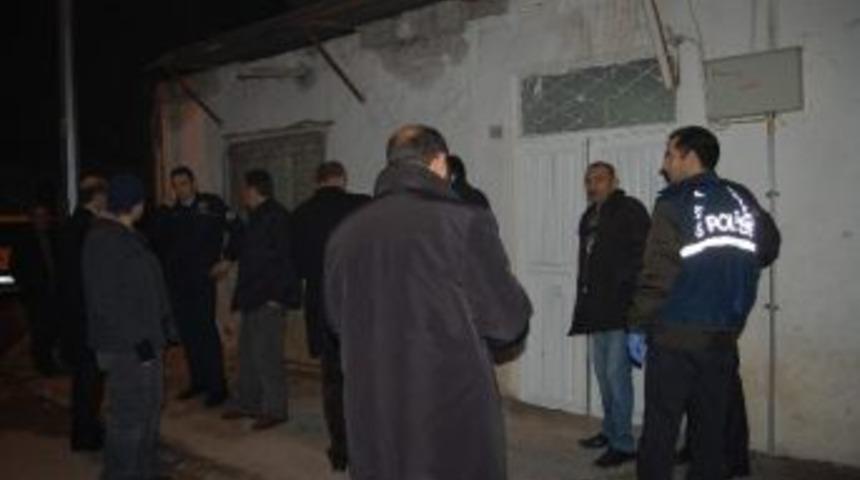 Yaşlı Kadın Evinde &Ouml;l&uuml; Bulundu