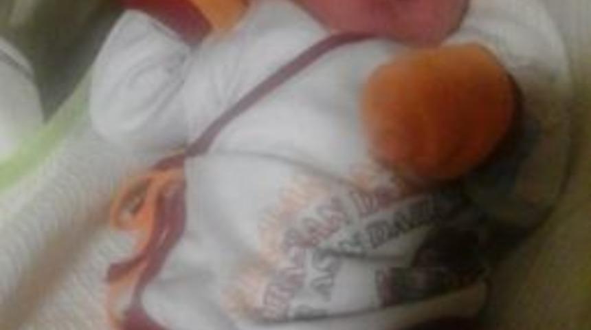 Edirne&rsquo;de 2014'&uuml;n İlk Bebeği