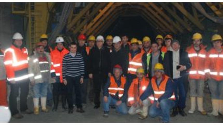 Vali &Ccedil;akır, Yeni Yıla Ovit T&uuml;neli&rsquo;nde Girdi