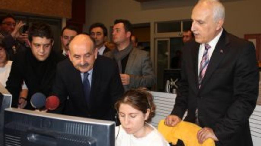 Bakan M&uuml;ezzinoğlu, 112 &Ccedil;alışanlarının Yeni Yılını Kutladı