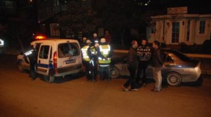 Alkoll&uuml; S&uuml;r&uuml;c&uuml; Uygulama Noktasından Ka&ccedil;maya &Ccedil;alışırken Yakalandı