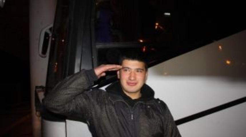 Askerlerin Erken Terhis Sevinci