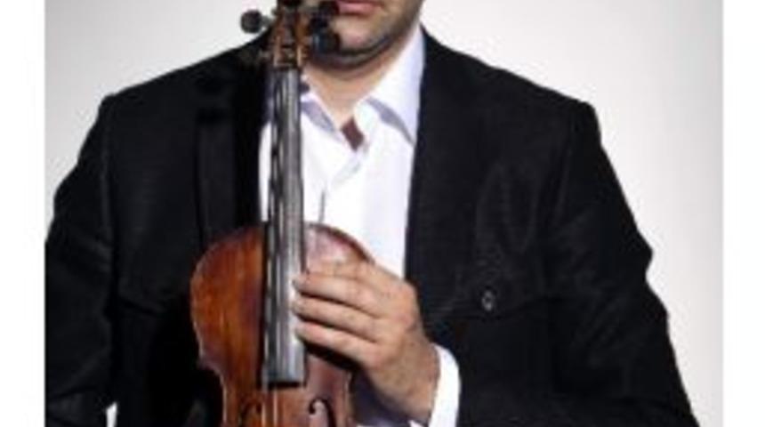 Gaziantepli Göz Doktorundan İlker Eser’den Keman Konseri