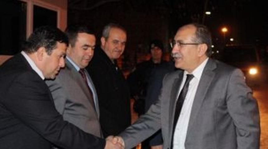 Vali Savaştan Karakol Ve Doğumevi Ziyareti