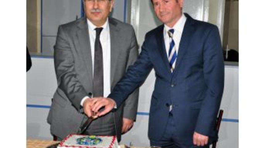 Manisa Valisi Savaş Yeni Yıla Ziyaretlerle Girdi