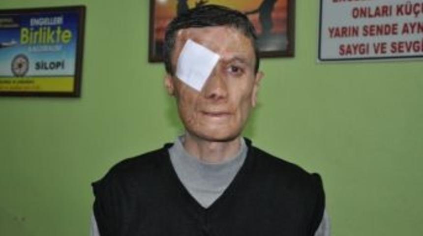 Hayırsever Avukattan Engelli Vatandaşlara Kışlık Giyim Yardımı