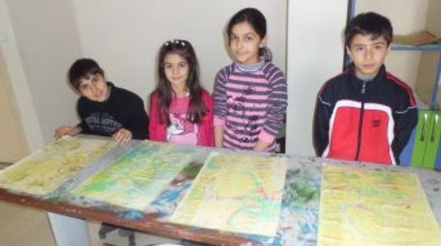 Erciş Serhat'te Ebru Sanatı Zorunlu Oldu