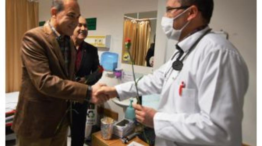 S&ouml;zl&uuml; Yeni Yılda Ilk Ziyaretini Hastaneye Yaptı