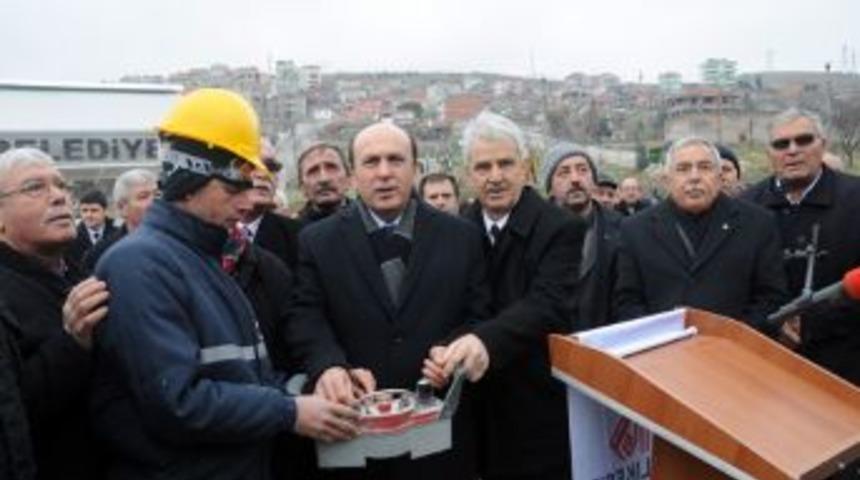 Balıkesir Dink&ccedil;iler Mahallesi'nde Kapalı Pazaryeri Temeli Atıldı