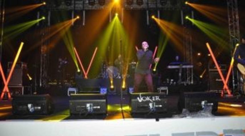 Kuşadası&rsquo;nda Muhteşem Yılbaşı Coşkusu