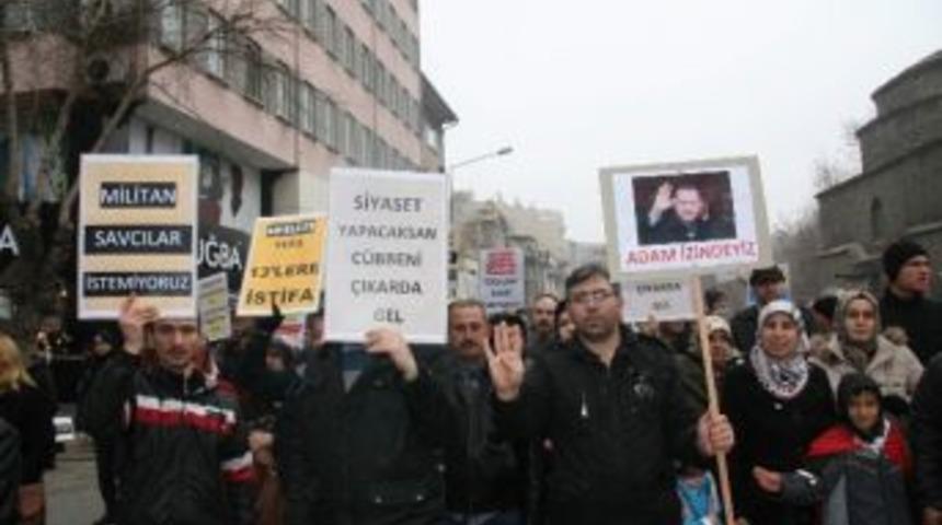 Afyonkarahisar&rsquo;da Milli İradeye Sahip &Ccedil;ıkmak İ&ccedil;in Y&uuml;r&uuml;d&uuml;ler