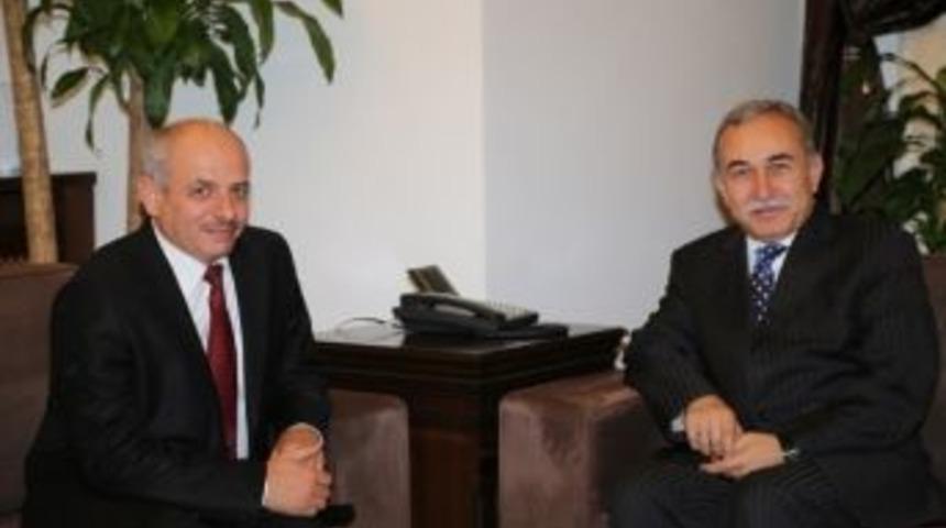 Sakarya B&ouml;lge İdare Mahkemesi Başkanı Kabadayı Veda Etti