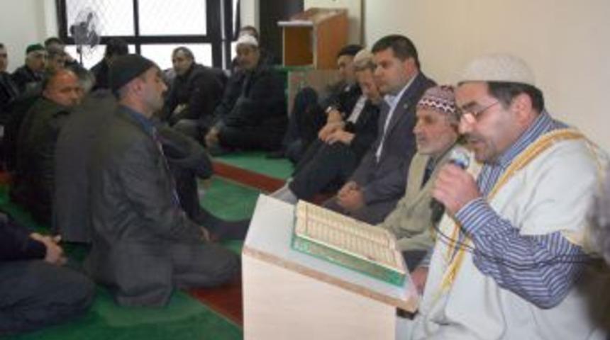 İzmir'de Merhum Muhsin Yazıcıoğlu I&ccedil;in Mevlid Okutuldu