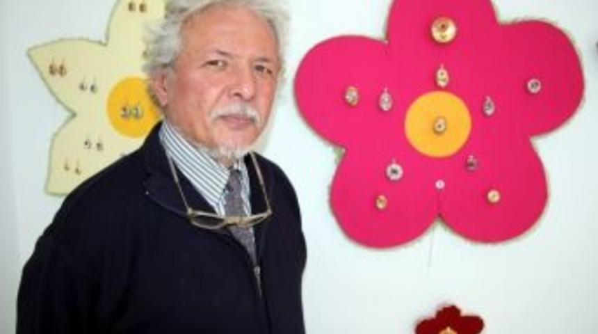 (&ouml;zel Haber) &Ccedil;i&ccedil;eklerin Takılarla Aşkı