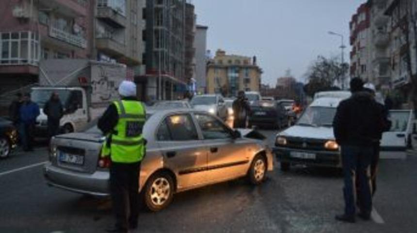 &Ccedil;erkezk&ouml;y&rsquo;de Korkutan Kaza