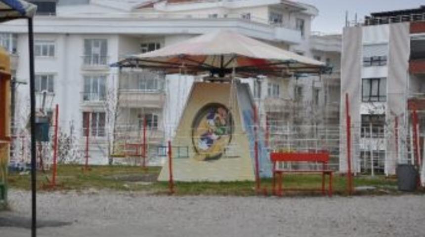 Soğuk Havada Lunapark Boş Kaldı