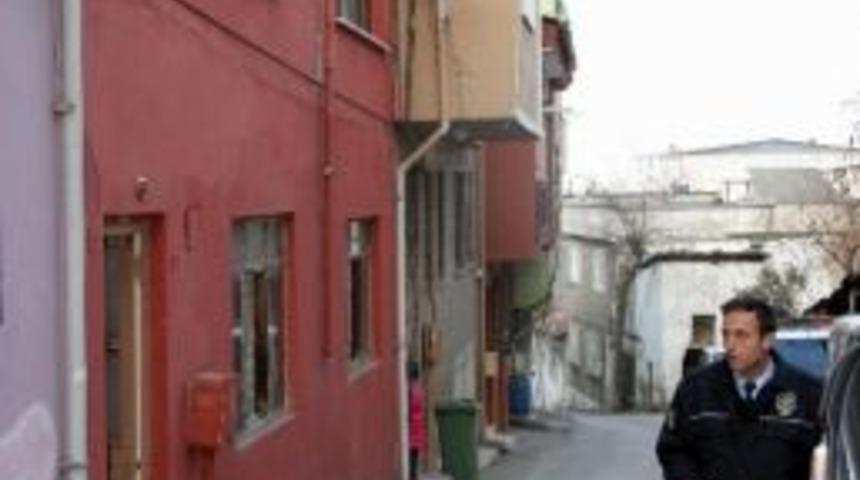Yalnız Yaşayan Şahıs Evinde &Ouml;l&uuml; Bulundu