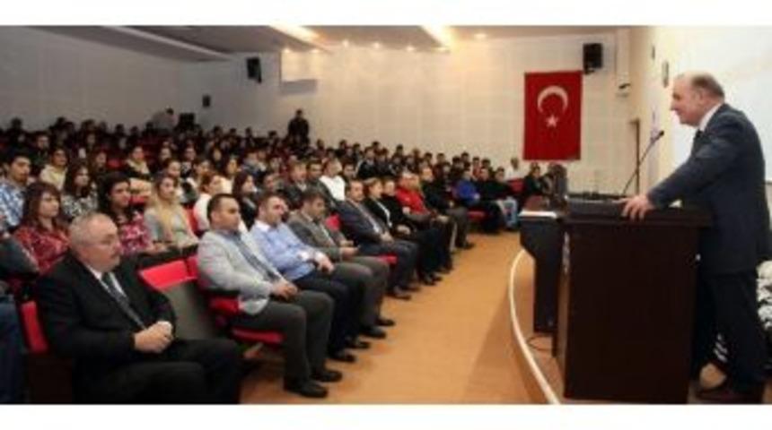 Ga&uuml;n&rsquo;de Başarılı Sporcular &Ouml;d&uuml;llendirildi