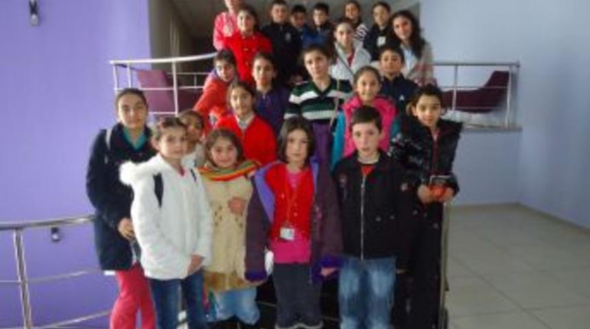 Bilgievleri Mevlana&rsquo;yı Tiyatro Ile Tanıttı