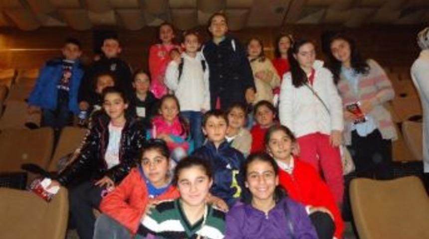 Bilgievleri Mevlana'yı Tiyatro İle Tanıttı