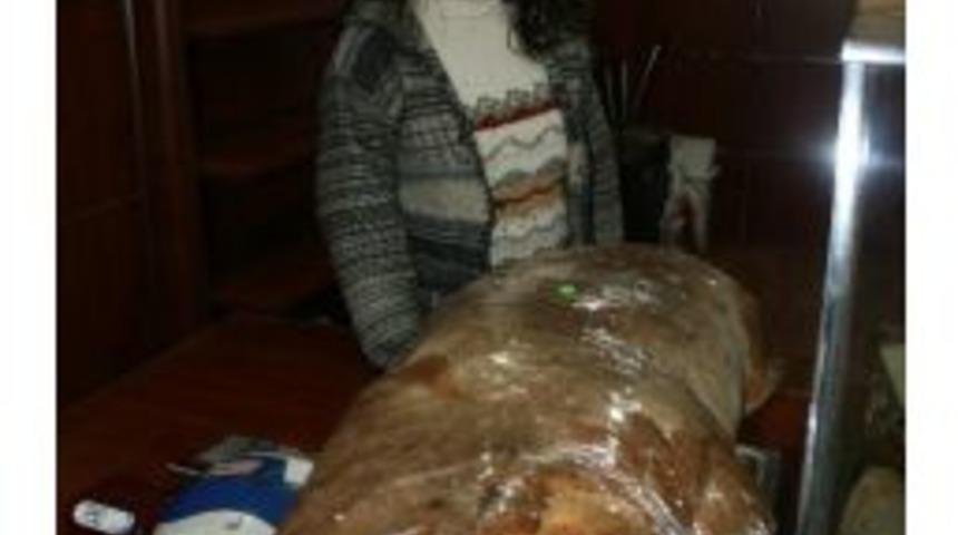 Bu Ekmek Hem İsrafı Hem De Obeziteyi &Ouml;nl&uuml;yor