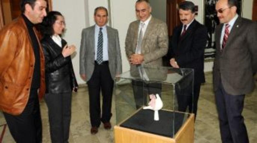 G&uuml;zel Sanatlar Fak&uuml;ltesi&rsquo;nden Seramik Sergisi