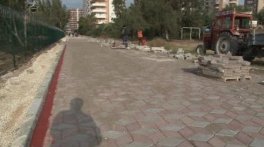 Mezitli Belediyesi'nin &Ccedil;evre D&uuml;zenleme &Ccedil;alışmaları Devam Ediyor