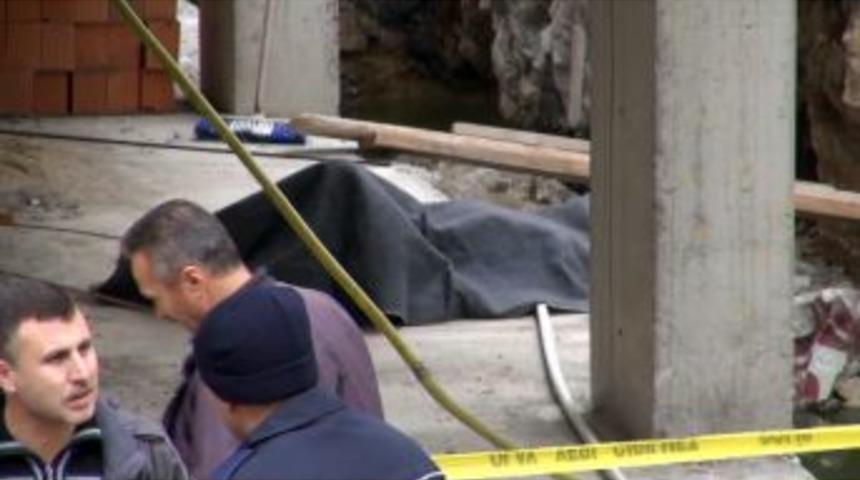 Kayıp &Ccedil;ocuğun Cesedi, Su Dolu &Ccedil;ukurda Bulundu