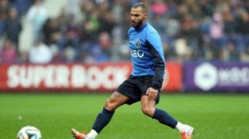 Quaresma Evine D&ouml;nd&uuml;