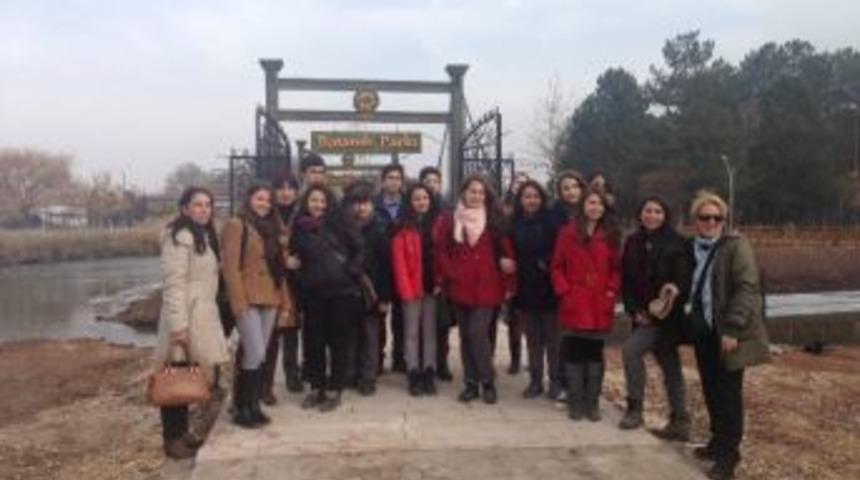 Botanik Parkı&rsquo;na &Ouml;ğrenci Ziyaretleri Devam Ediyor