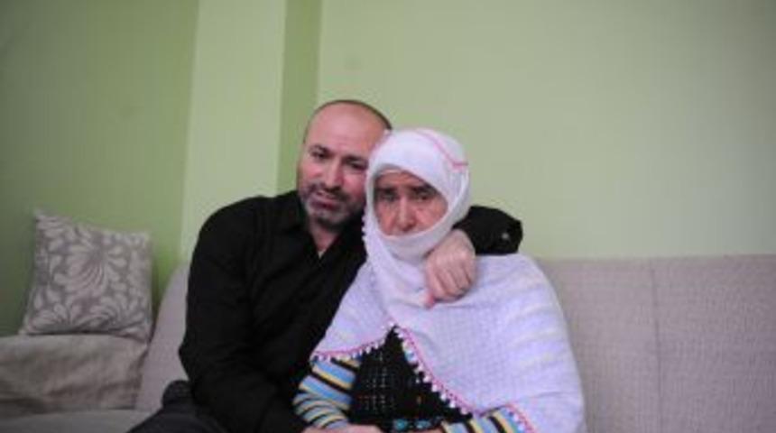 Mısır'da 116 G&uuml;n Tutuklu Kalan Gazeteci Metin Turan Babaevinde