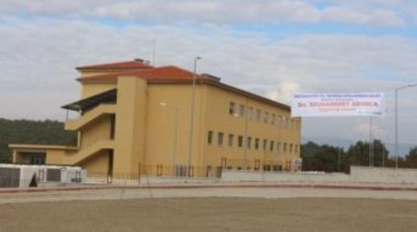 Başkan Akyol&rsquo;a G&ouml;rdes Devlet Hastanesi'nden Teşekk&uuml;r Pankartı