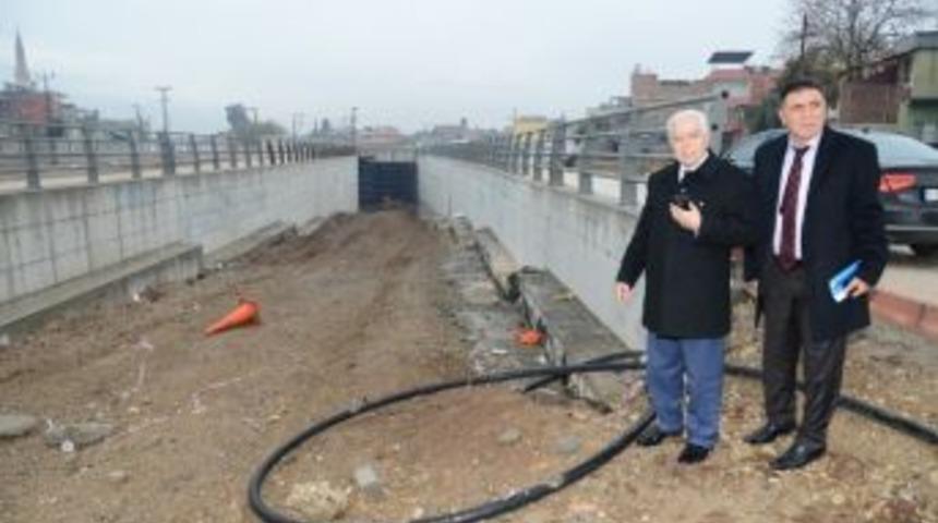 Denizli Mahallesi'ne İki Alt Ge&ccedil;it Birden Yapılıyor